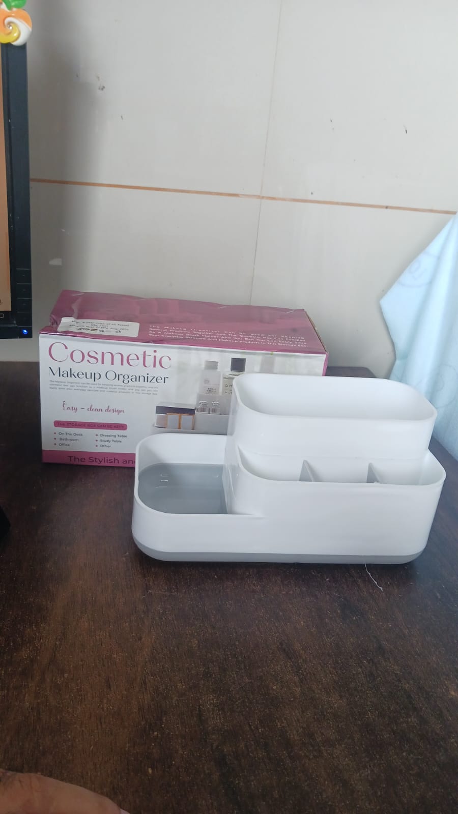 Cosmetic Makeup Organizer