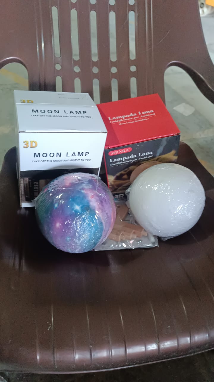 3D 2 in 1 LED Printed Moon Lamp & Aroma Diffuser (1 Pc)